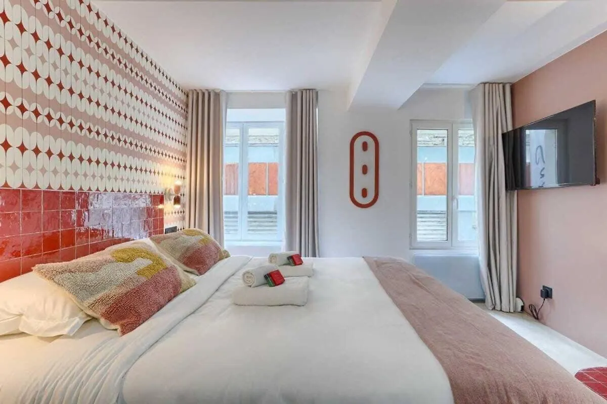 Apartment Les Halles - Luxurious & Colorful 4bd For 16 Guest *