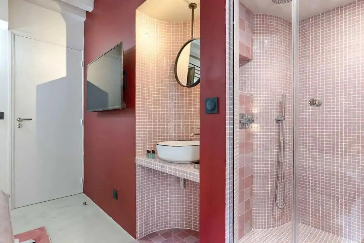 Les Halles - Luxurious & Colorful 4bd For 16 Guest
