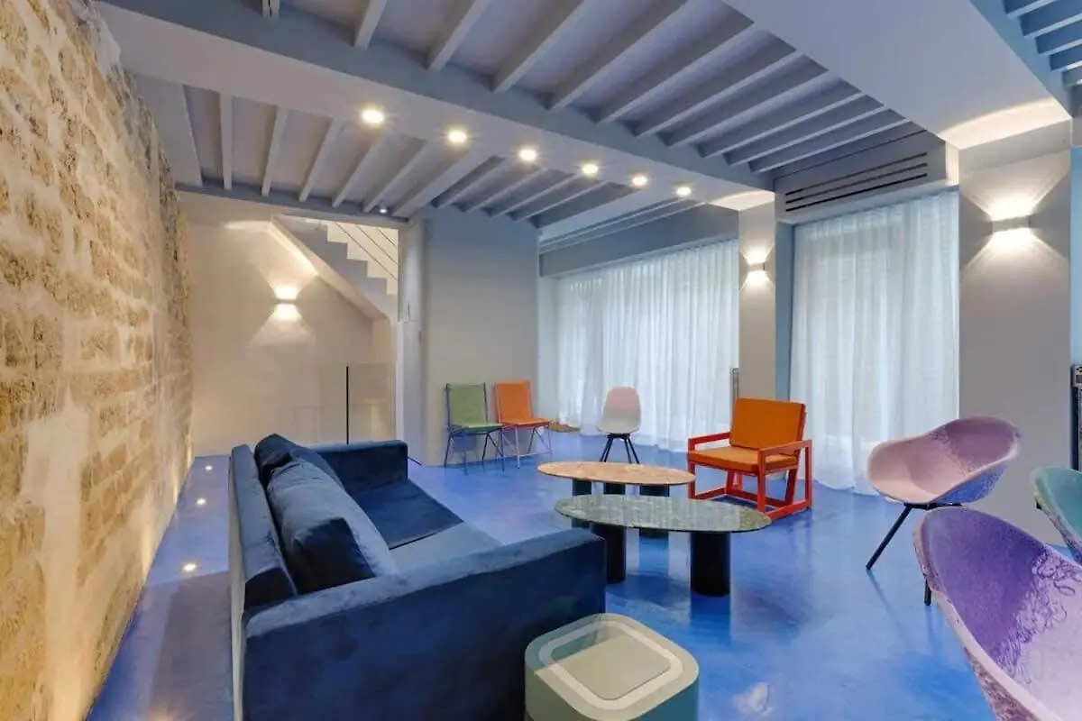 Les Halles - Luxurious & Colorful 4bd For 16 Guest Apartment *
