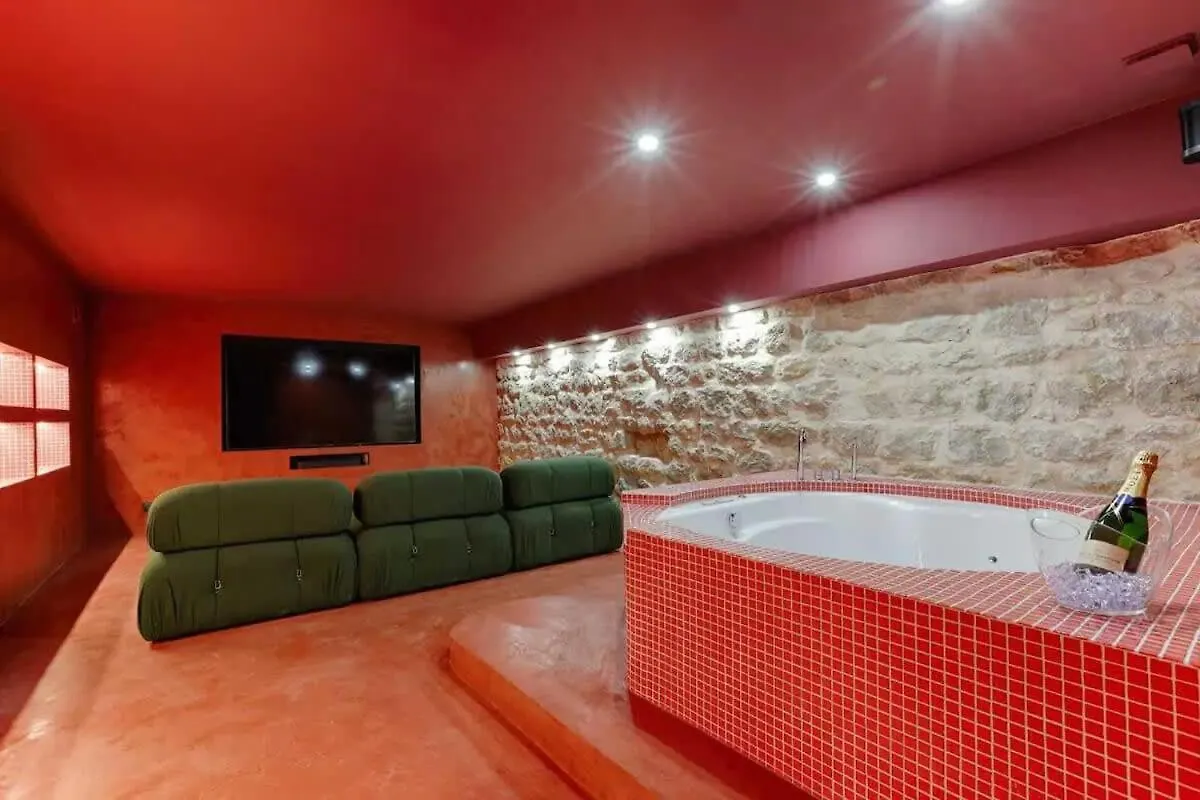 Les Halles - Luxurious & Colorful 4bd For 16 Guest Paris